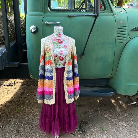 Flouncy Tiered Mesh Skirt in Maroon Berry - Picture 16 of 17